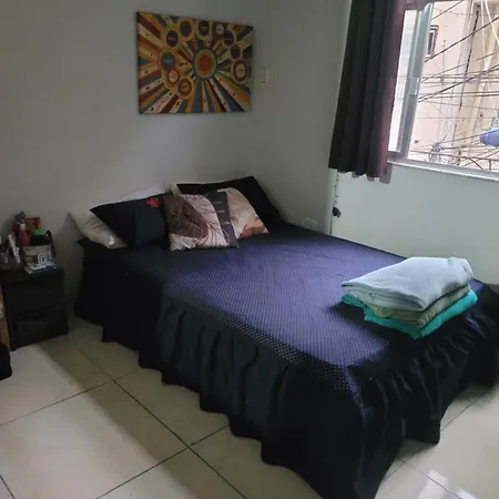 Quarto Casal E Outros Espacos Compartilhados Prox Ao Estadio Do Vasco